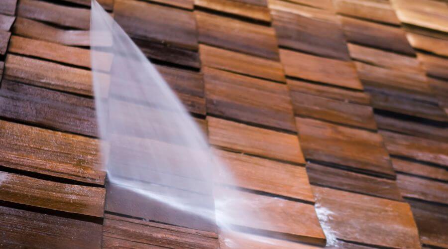 Professional gutter cleaning in Round O, SC